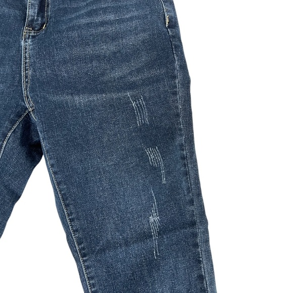 Bloomchic Solid Frayed Roll Hem High Rise Jeans NWT - Picture 6 of 8